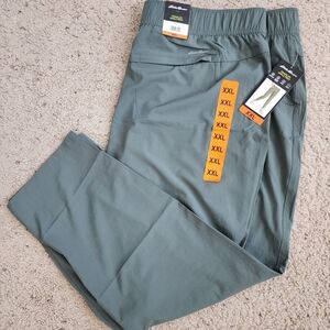 Womens NWT Eddie Bauer Lightweight Traveler Ankle Pants Green Size XXL 2XL